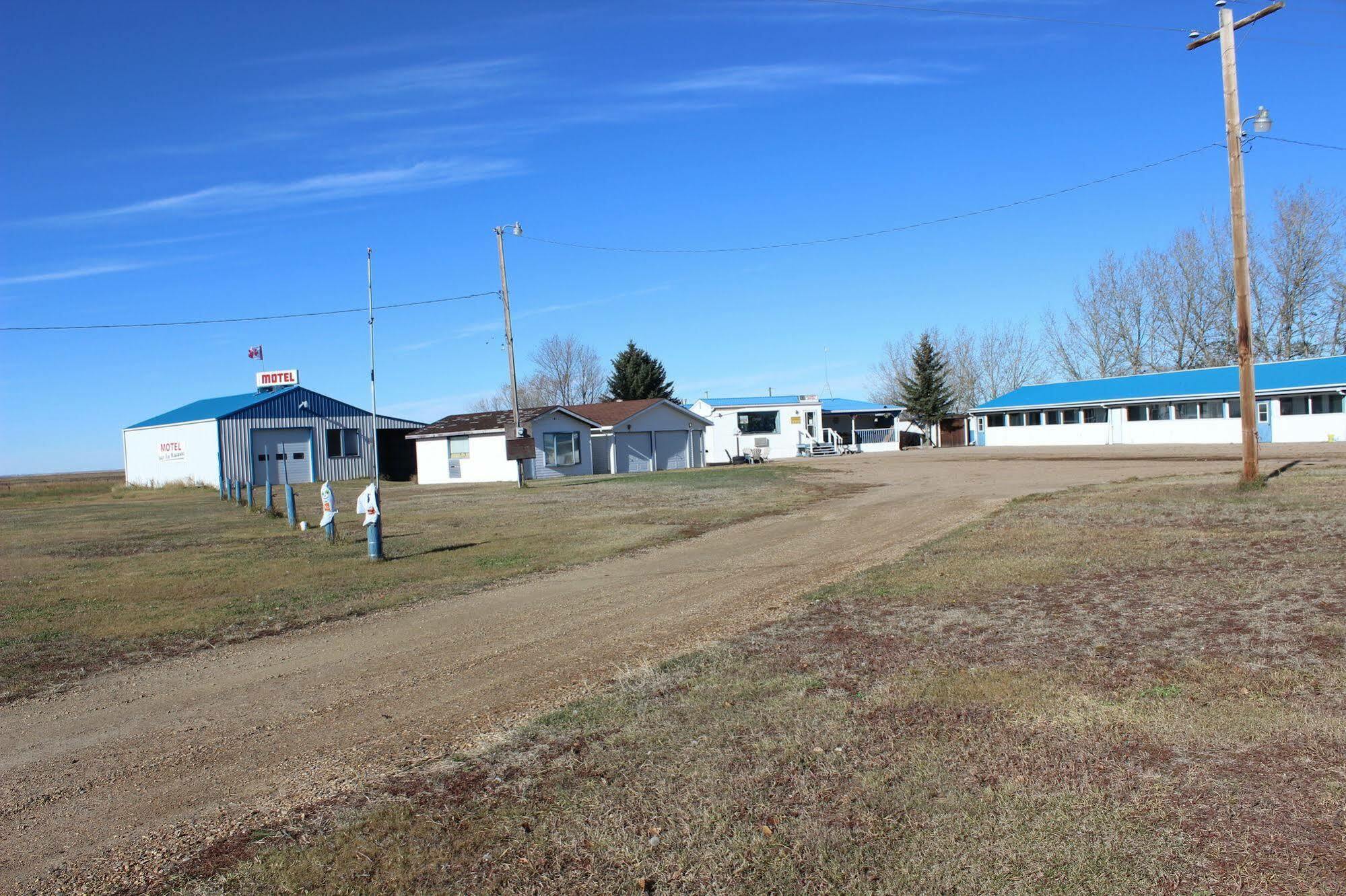 Raval Paradise Motel And Rv Park Youngstown Εξωτερικό φωτογραφία