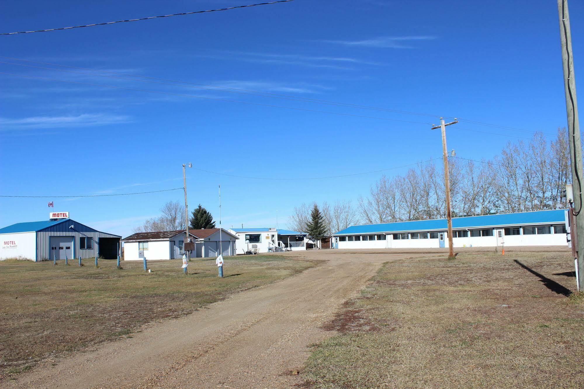 Raval Paradise Motel And Rv Park Youngstown Εξωτερικό φωτογραφία